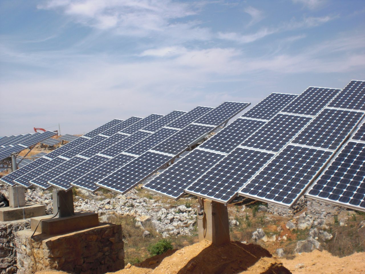 Հայաստանում նախատեսվում է կառուցել 400ՄՎտ հզորությամբ արևային ֆոտովոլտային կայաններ