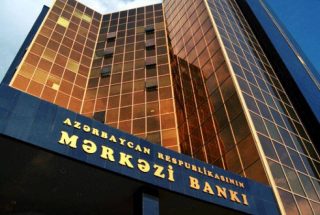 Ադրբեջանի բանկային համակարգը փլուզվեց