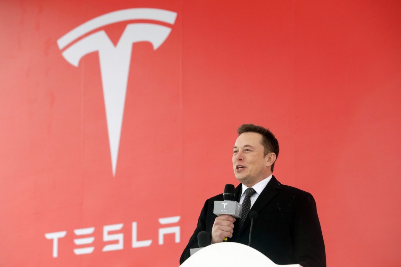 Իլոն Մասկ. Tesla-ն կարող է մեքենաների լիովին ինքնավարման տեխնոլոգիայի անցնել տարեվերջից