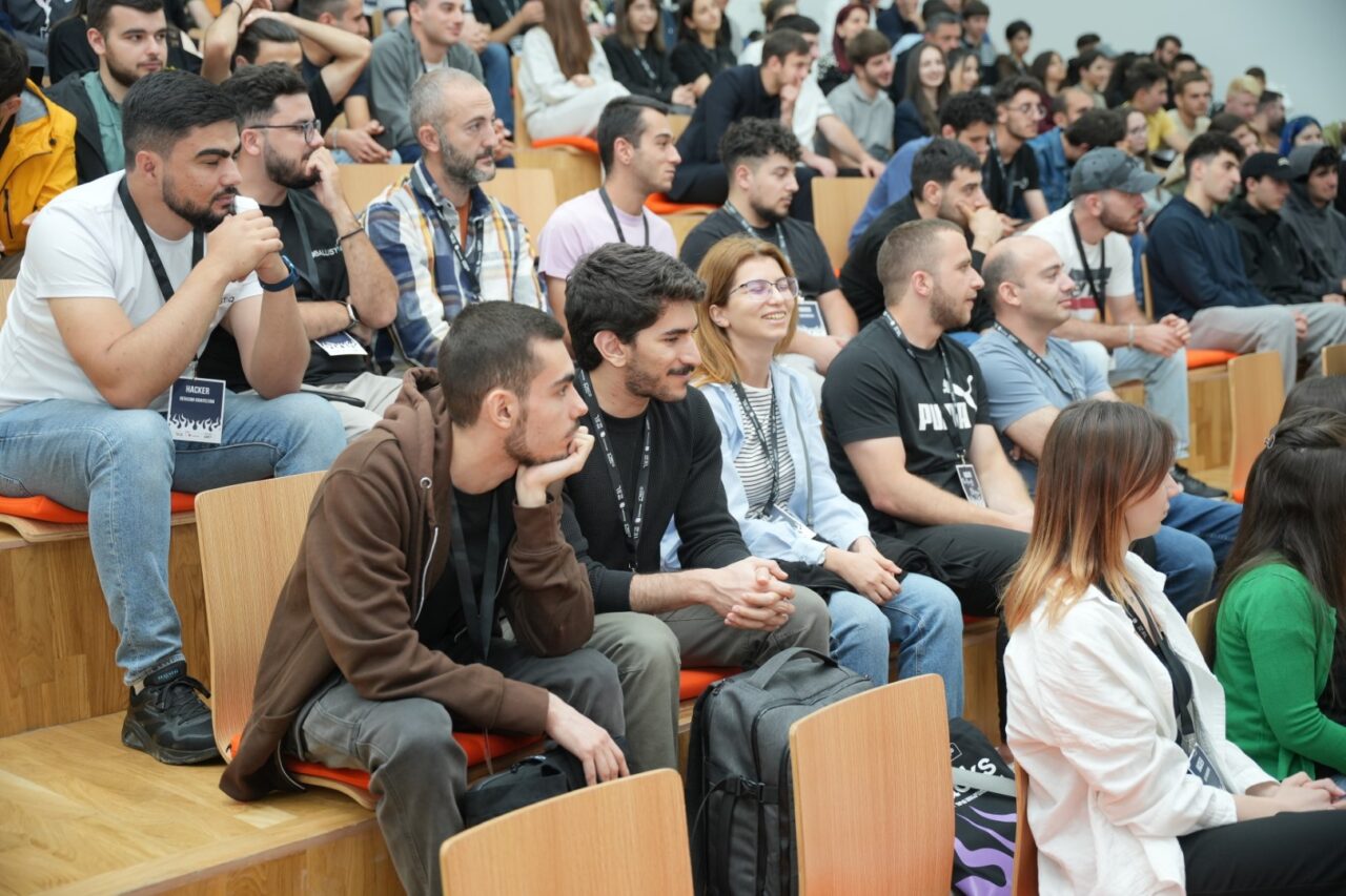 Inecopeople-ը Tech Week Vanadzor-ի շրջանակում անցկացվող ԴևHacks հաքաթոնի գլխավոր հովանավորն է 