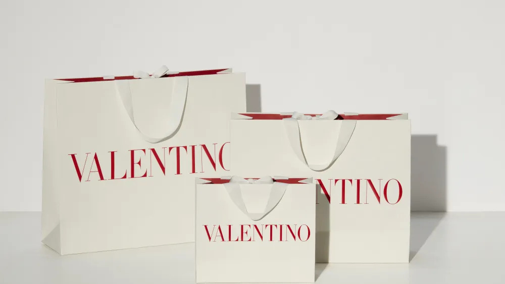 Gucci և Yves Saint Laurent բրենդների սեփականատերը հետաձգել է Valentino-ի գնումը մինչև 2029 թվականը