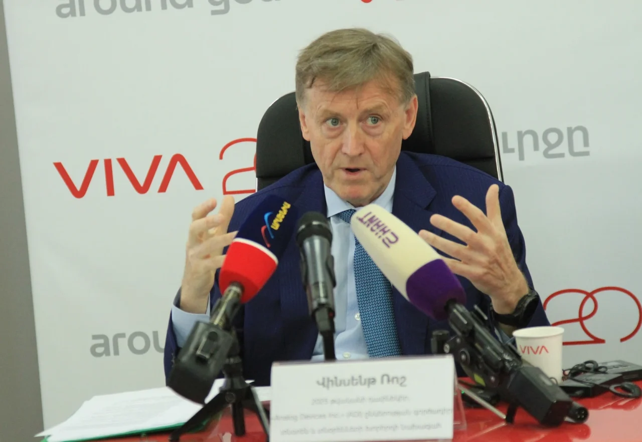 ADI-ի գործադիր տնօրեն և տնօրենների խորհրդի նախագահ Վինսենթ Ռոշը այցելել է Viva-ի գլխավոր գրասենյակ և մասնակցել համատեղ մամուլի ասուլիսի