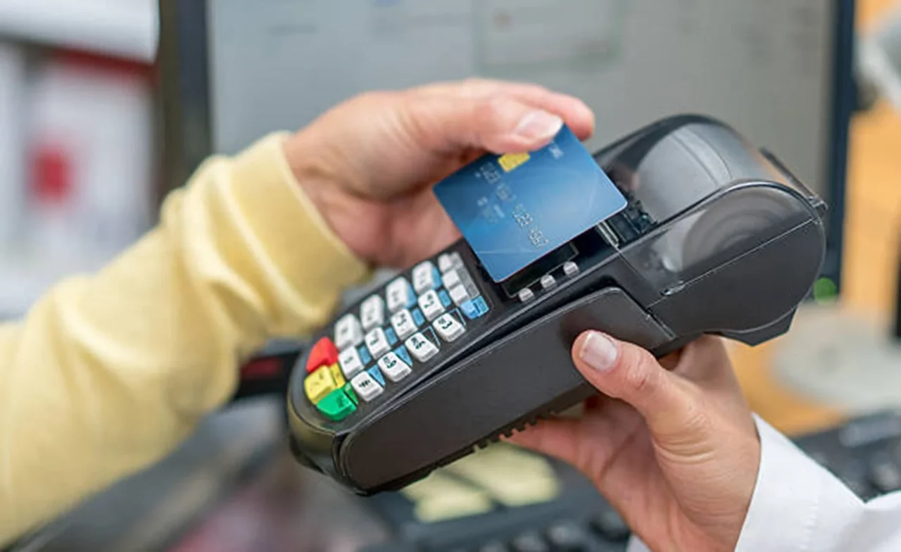 Կենսաթոշակը կամ նպաստը կանխիկ ստացող քաղաքացիներ վճարման եղանակի փոփոխության դիմում ներկայացնեն մինչև մարտի 5-ը