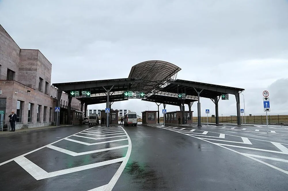 ՊԵԿ. Եղանակային վատ պայմաններից ելնելով Բավրայի մաքսային անցման կետը ժամանակավորապես փակ է