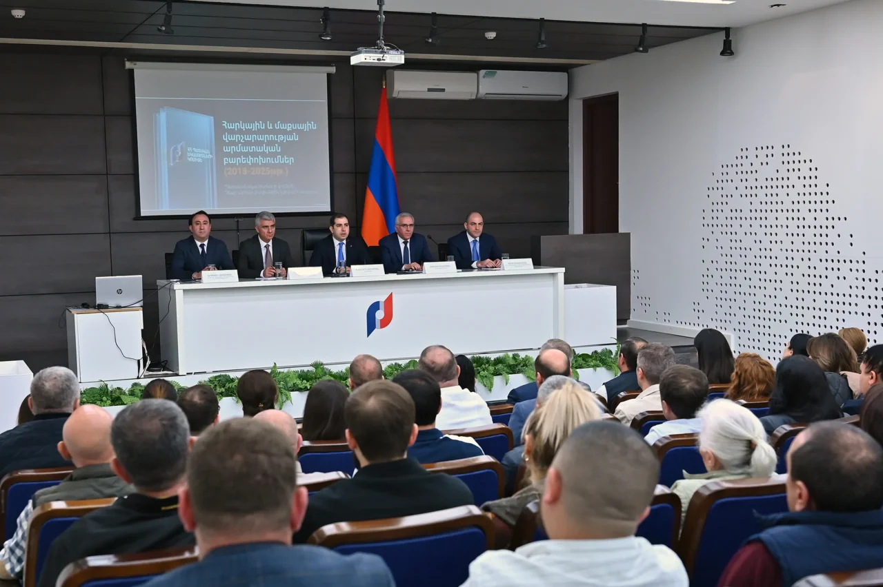 Հարկ վճարելու մշակույթի նկատմամբ լինել ավելի հոգատար․ ՊԵԿ նախագահի հանդիպումը փոքր հարկ վճարողների հետ