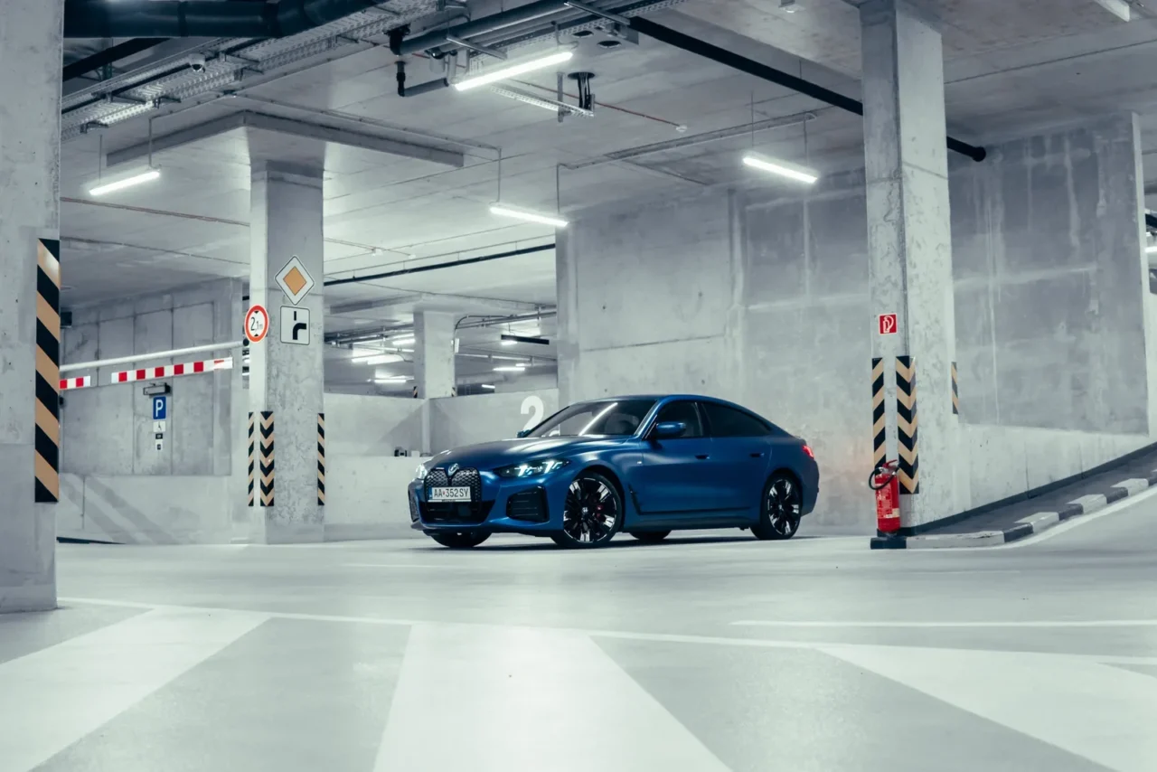 Ինչ է BMW-ն պատրաստում iX3 քրոսովերի և i4 սեդանի համար