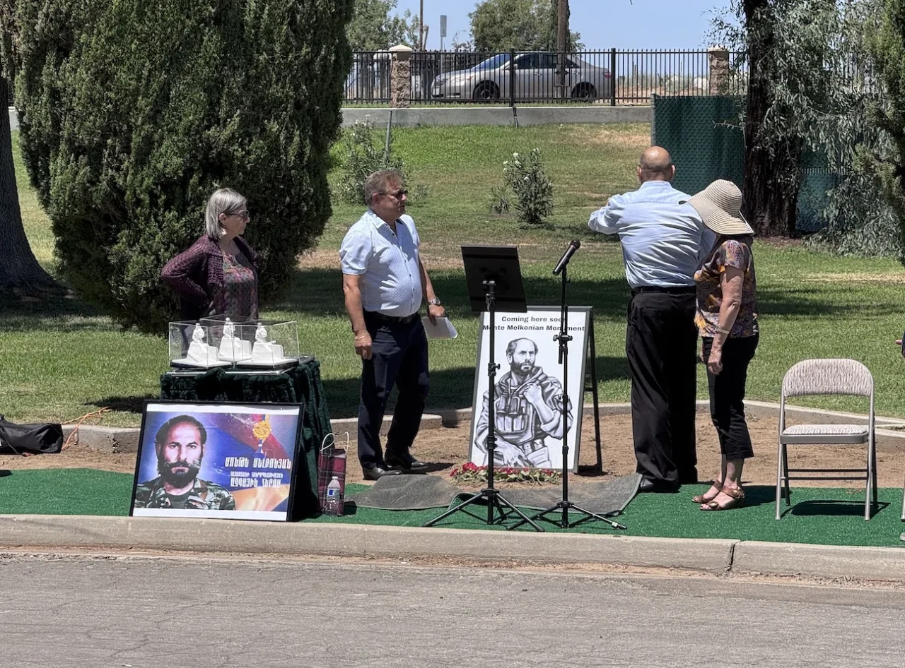 Ֆրեզնոյում տեղի ունեցավ Մոնթե Մելքոնյանի հուշարձանի հիմնարկեքի արարողությունը