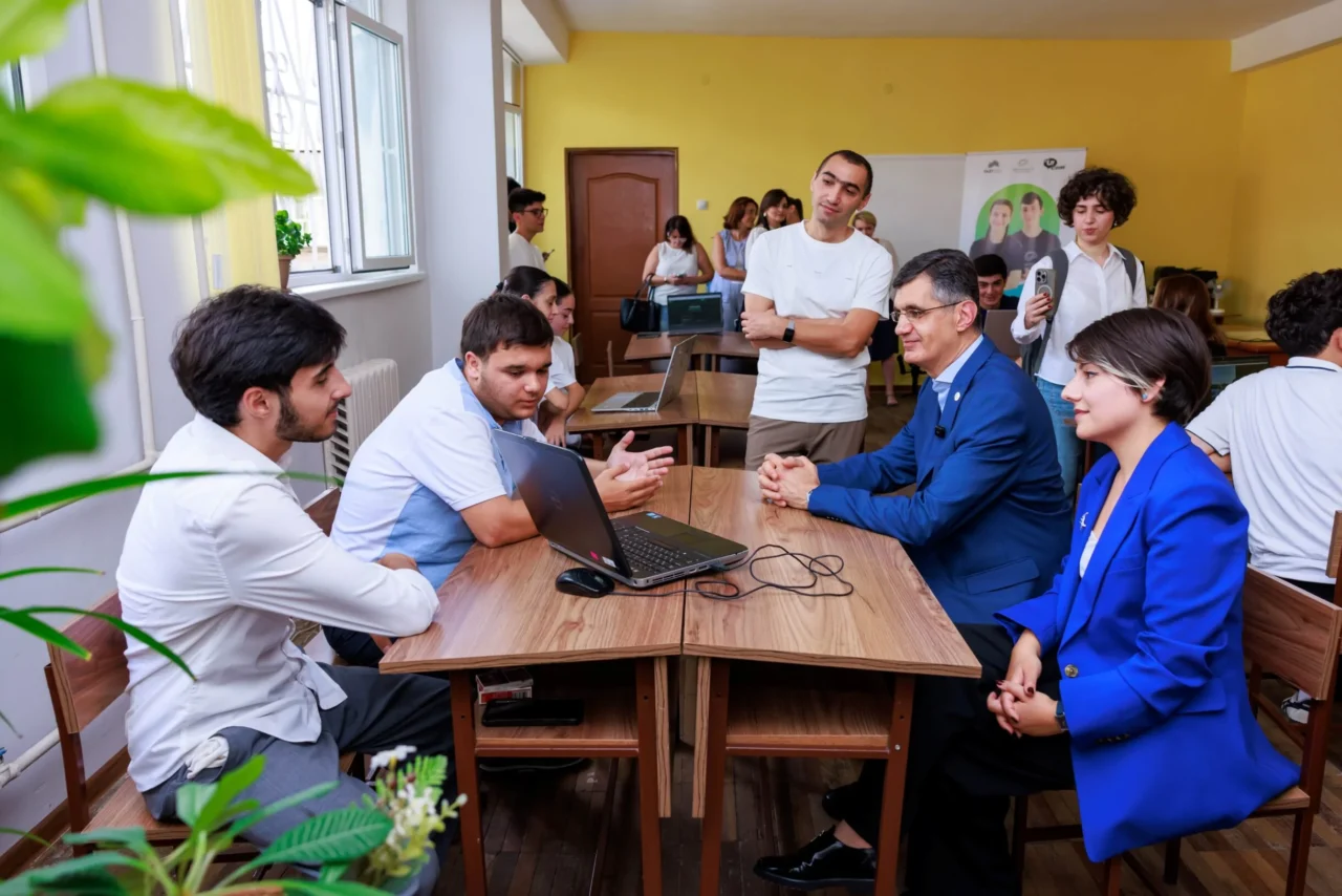 Ucom-ը և FAST-ը միավորում են արհեստական բանականությունն ու կանաչ նորարարությունը