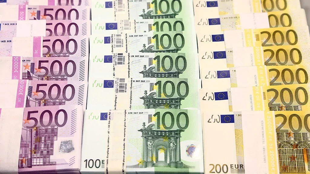 Եվրագոտում նոր թղթադրամները շրջանառության կդրվեն 2030-ականների սկզբից