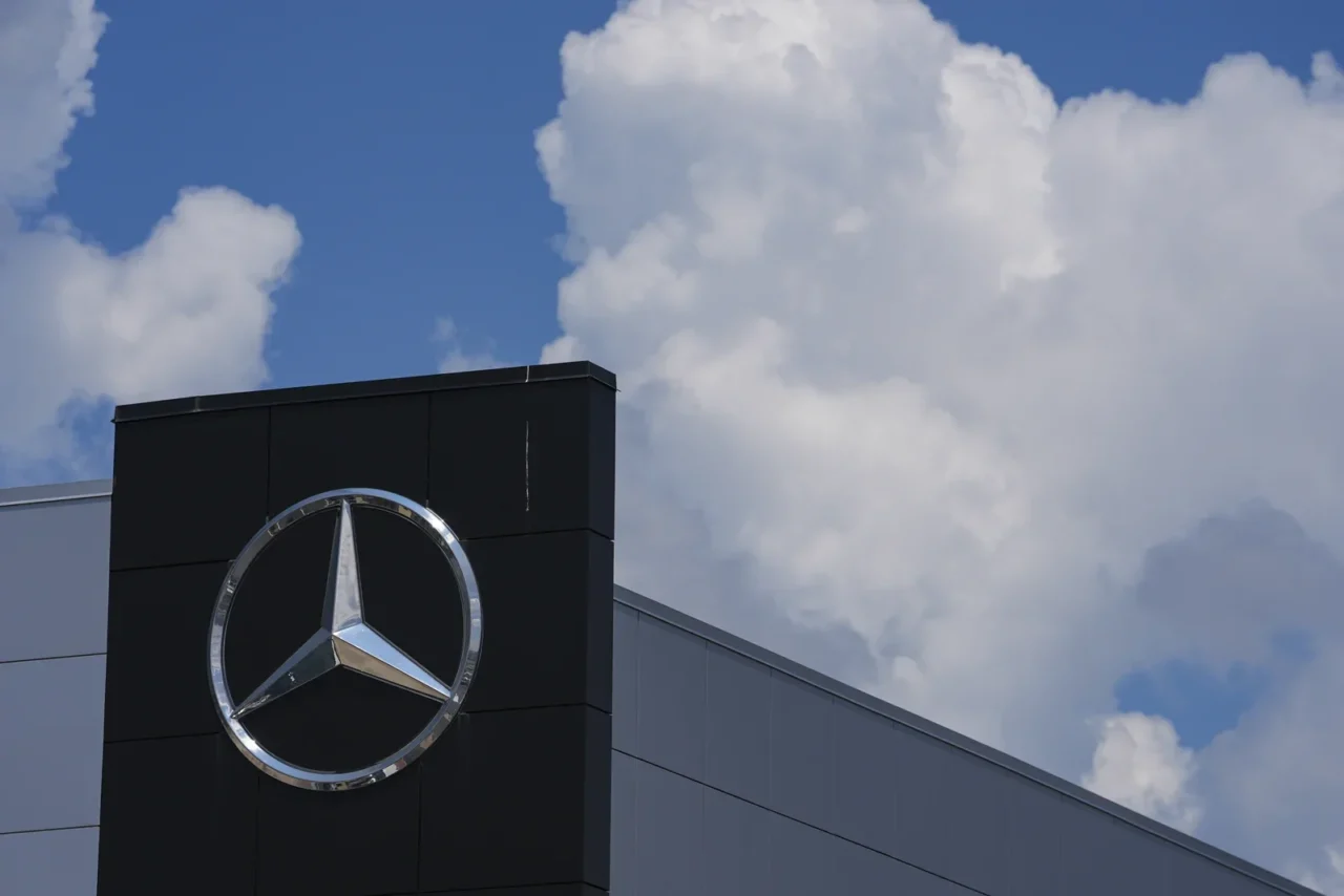Mercedes-Benz-ը սպառնում է փակել Գերմանիայում երկու գործարան, գրում են ԶԼՄ-ները
