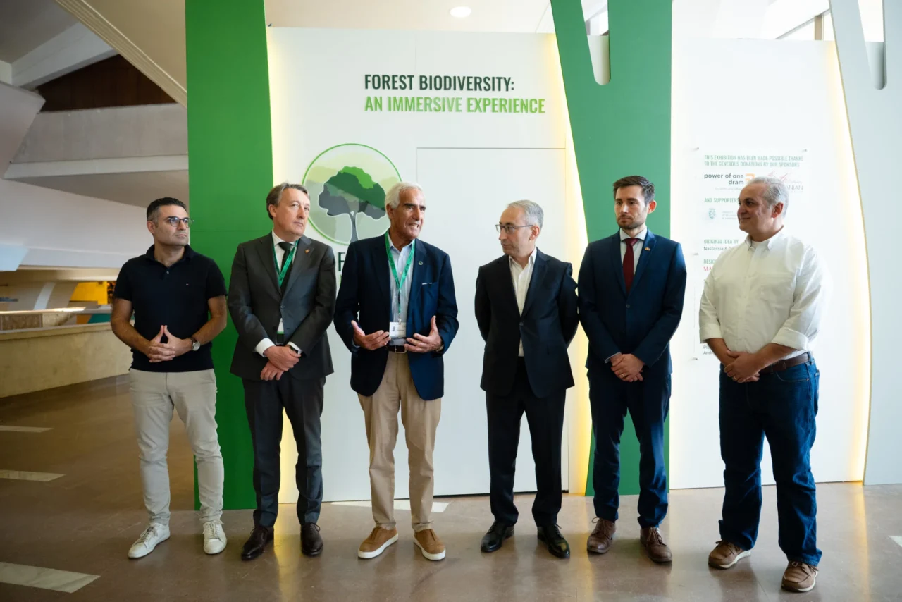 Իդրամն ու IDBank-ը մասնակցեցին COP17-ում «Իմ անտառ Հայաստանի» տաղավարի բացմանը