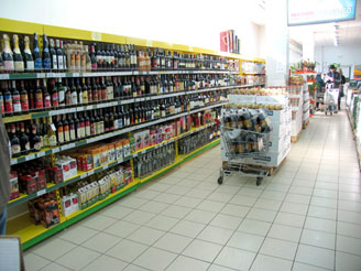 Объем розничных продаж в Германии снизился на 0.5%