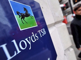 Lloyds Banking Group уволит 4,6 тыс. сотрудников