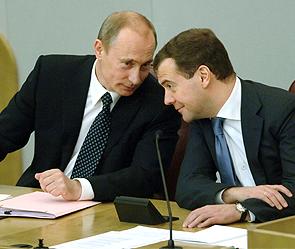 В списке самых влиятельных людей мира В. Путин занимает 4-ое место, а Д. Медведев – 12-ое