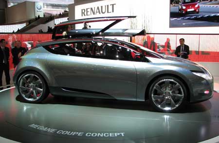 Чистая прибыль Renault в 2010 году планируется на уровне 3,3 млрд евро