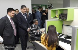 Премьер-министр присутствовал на открытии главного офиса компании «Ucom»