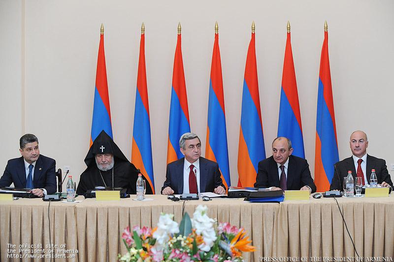 Состоялось заседание Совета попечителей Всеармянского фонда «Айастан»