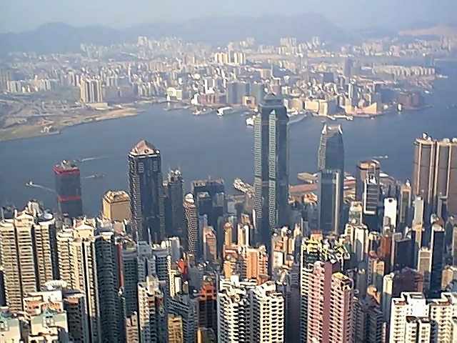 Гонконг стал лидером по темпам роста цен на жилье