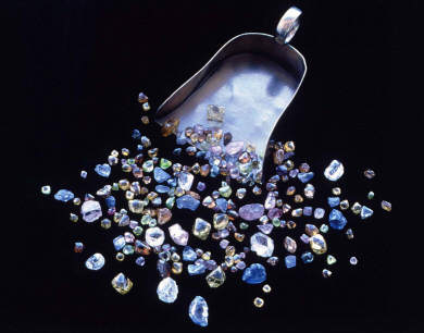 Министр: «Сфера производства бриллиантов вышла из кризиса»