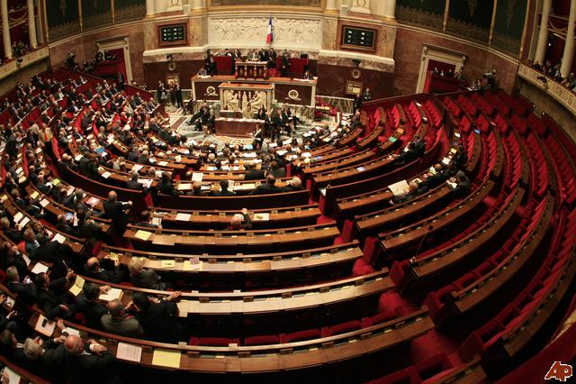 Национальное Собрание Франции приняло законопроект о криминализации Геноцида армян
