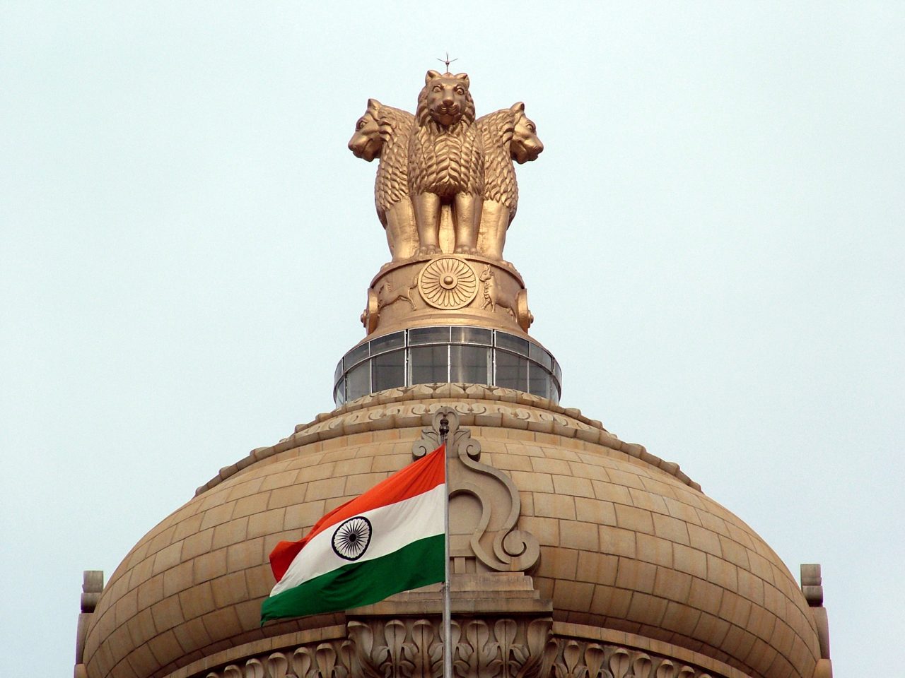 Fitch: экономика Индии восстановится в 2013 году