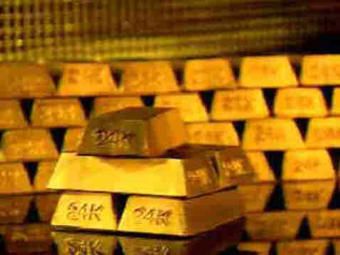 Слабый доллар привел к нестабильности золота в цене