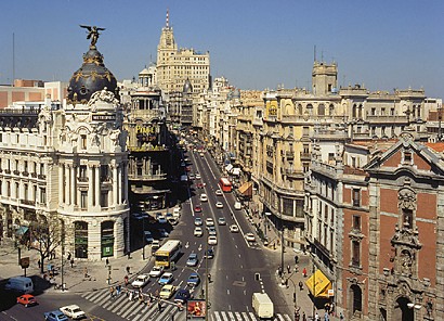 S&P: Кредитный рейтинг Испании понижен на две ступени