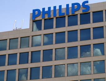 Квартальная прибыль Philips упала на 13%