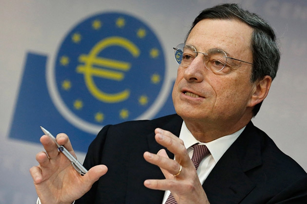 Глава ЕЦБ обеспокоен понижательными рисками