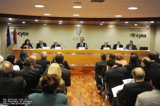 Парламент Кипра согласился на условия кредиторов