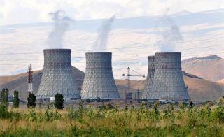 Армянская АЭС остановлена на ремонт