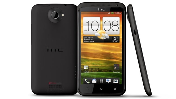 HTC сокращает производство смартфонов