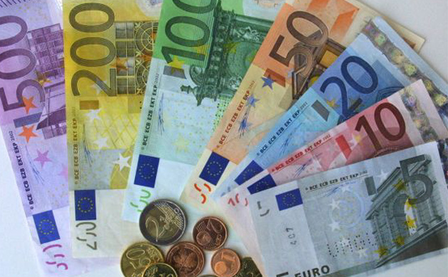Парижский монетный двор настаивает на замене банкноты в 5 евро монетой