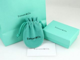 Tiffany & Co. обязали выплатить Swatch 499 млн. долл.