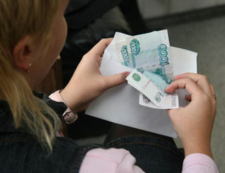 Зарплата в России повысится на 3%