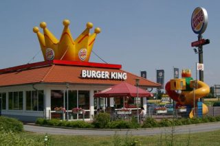 Burger King спешит на смену McDonald’s в Крыму
