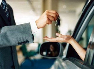 «АвтоВАЗ» ожидает снижения продаж в 2014 году на 15%