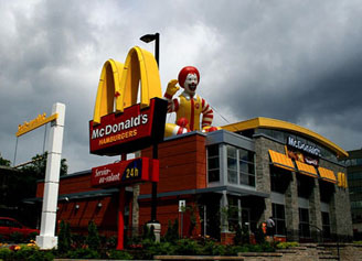 McDonalds заплатит инвесторам 20 млрд. долл. за три года