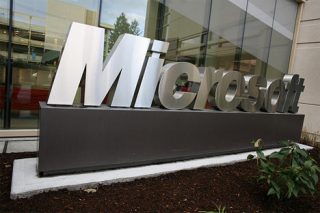 Пенсионный фонд Microsoft купил акции Яндекса и Мегафона