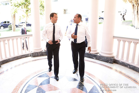 Овик Абраамян и Дмитрий Медведев обсудили широкий круг вопросов армяно-российского сотрудничества