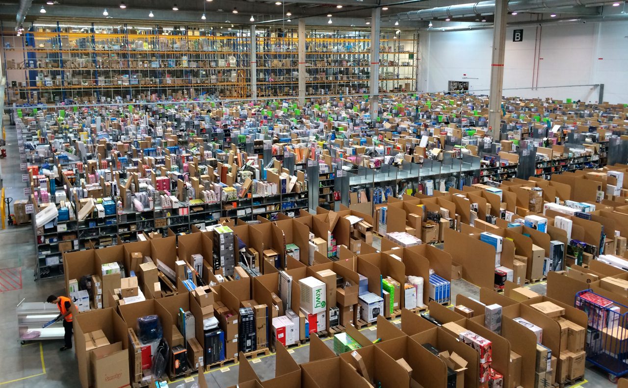 Чистая прибыль Amazon в первом полугодии выросла до $1.37 млрд