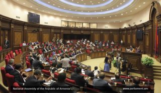 Парламент Армении утвердил отчет о выполнении госбюджета за 2016 год