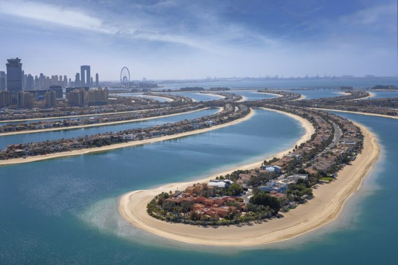 Рекордный рост туризма: турпоток в Дубай за первое полугодие 2023 года превысил показатели периода до пандемии 2