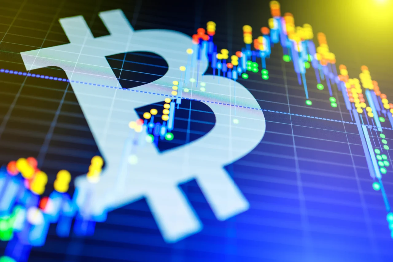 Конец года на крипторынке: анализ факторов давления и сезонных эффектов