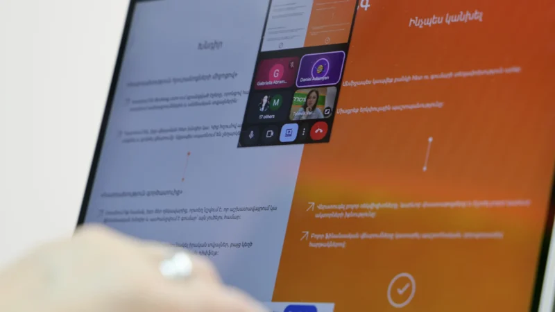 Компания Idram провела урок финансовой грамотности для участников Roboton