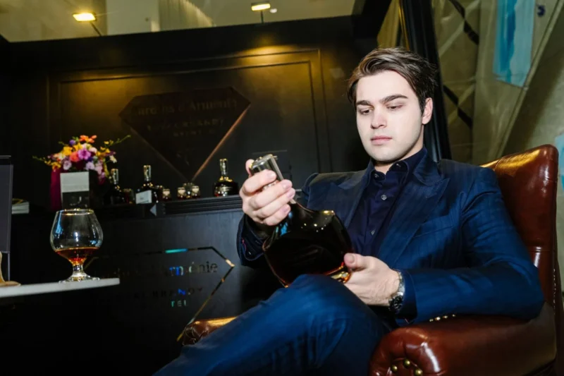 Армен Погосян представил Армению на саммите Forbes Under 30 в Китае 3