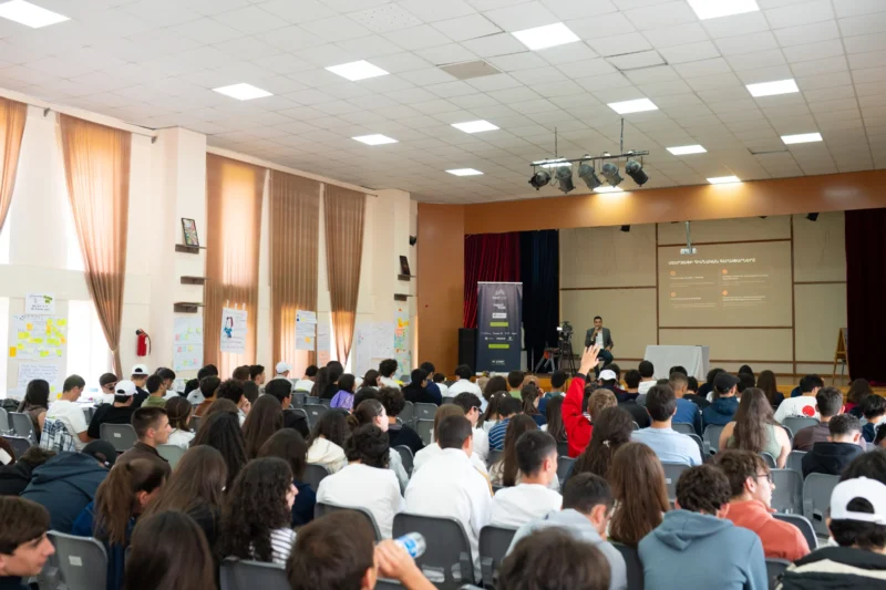 Трехдневный курс по финансовой грамотности в AI Camp фонда FAST: Idram&IDBank 1 Трехдневный курс по финансовой грамотности в AI Camp фонда FAST: Idram&IDBank 1