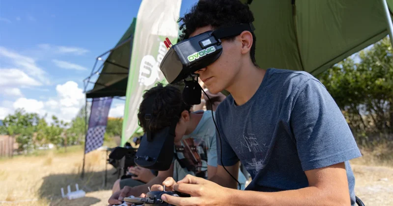 При поддержке Ucom стартовал второй этап образовательной программы ArmDrone по FPV-дронам 2
