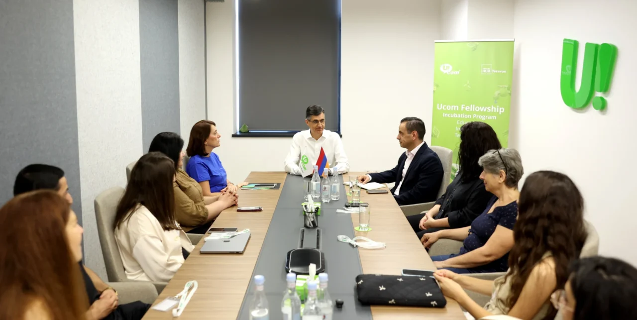Ральф Йирикян встретился с участниками программы Ucom Fellowship