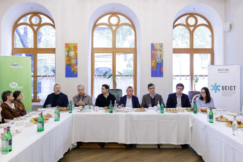 В преддверии Silicon Mountains 2026 представители технологической отрасли встретились с журналистами 1